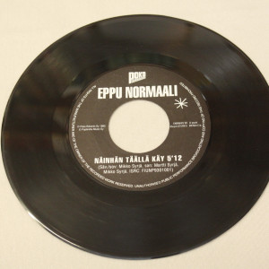 Eppu Normaali Näinhän täällä käy/Maailmani kahva 7"